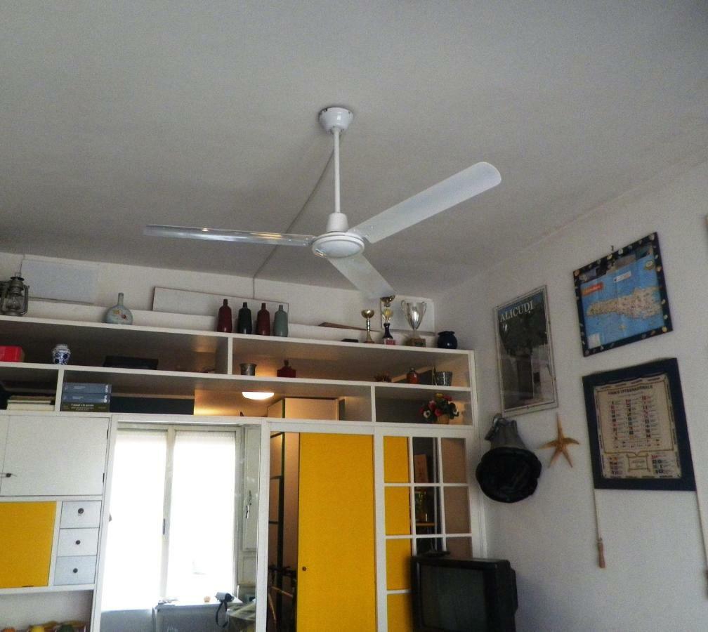 Pietre Nere Aparthotel Giardini-Naxos Buitenkant foto