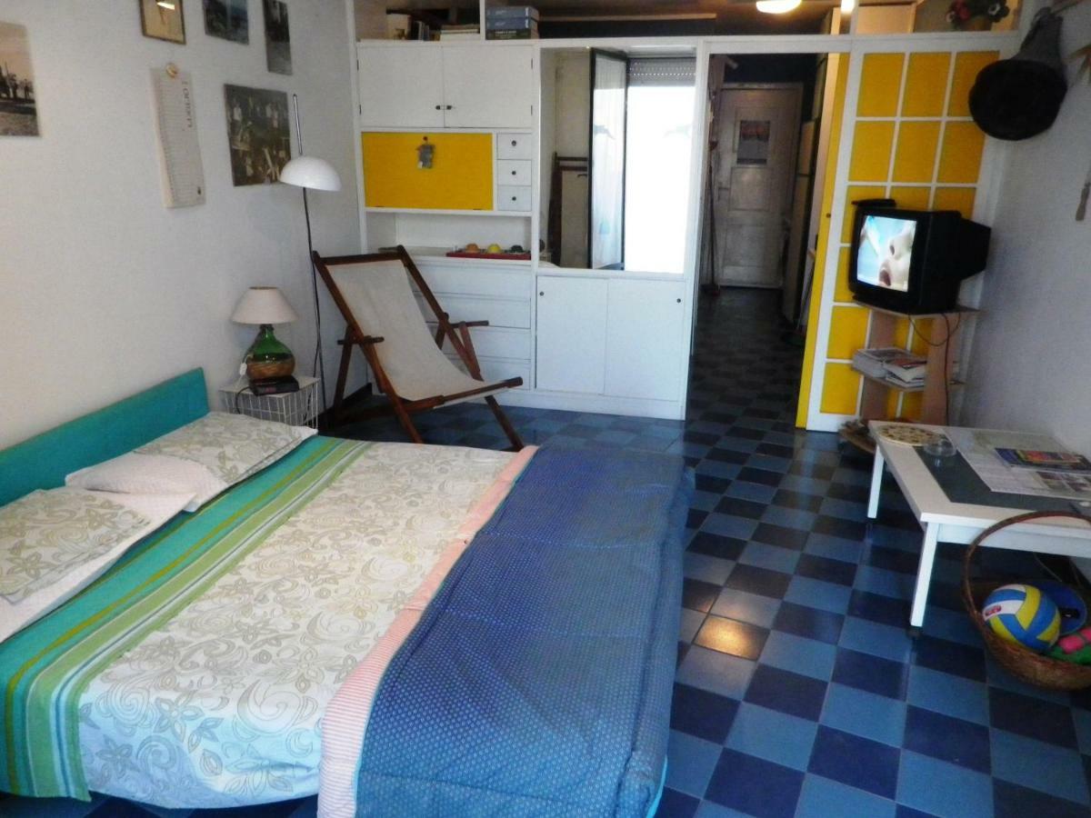 Pietre Nere Aparthotel Giardini-Naxos Buitenkant foto